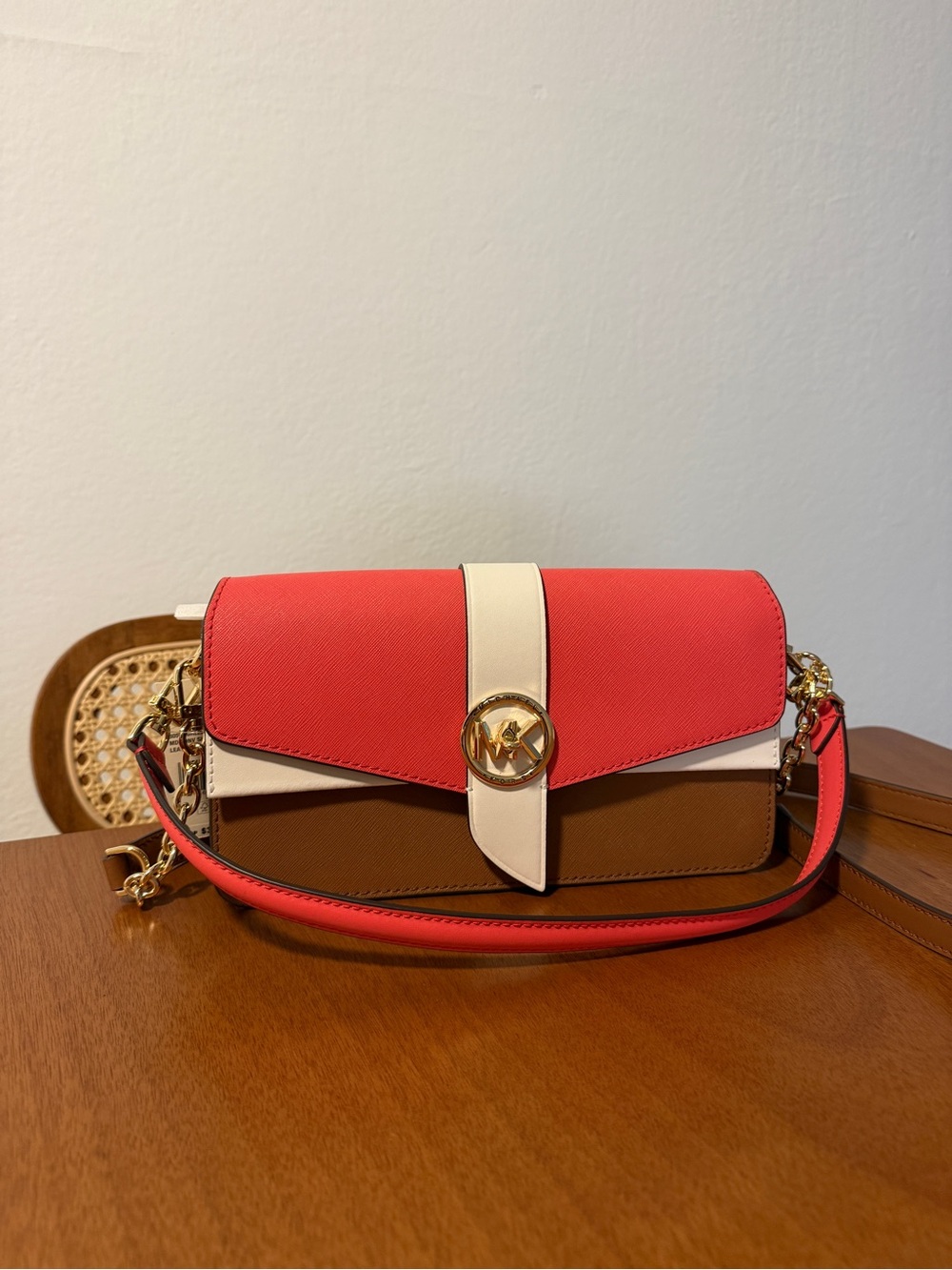 Michael kors greenwich crossbody and shoulder bag